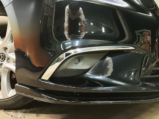 アテンザワゴン 　（禁煙車）（後期型）（メーカーＳＤナビ）（ＢＯＳＥサウンド）（パドルシフト）（レーダークルーズ）（ルーフレール）（衝突軽減ブレーキ）（ＢＳＭ）（ＨＵＤ）（ビルトインＥＴＣ）（純正１７インチＡＷ）（79枚目）