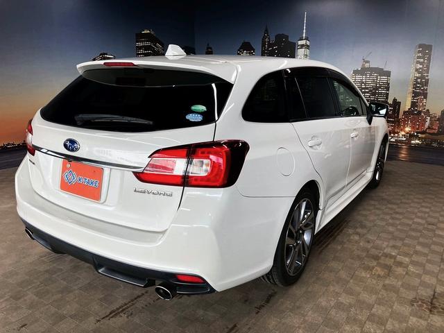 レヴォーグ ２．０ＧＴ－Ｓアイサイト　（禁煙車）（黒半革）（４ＷＤ）（アイサイト）（パワーシート）（レーダークルーズ）（ＳＤナビ）（バックカメラ）（ＬＥＤヘッド）（フルフラット）（パドルシフト）（ＥＴＣ）（ＥＳＣ）（純正１８インチＡＷ）（22枚目）