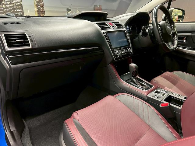 レヴォーグ ２．０ＳＴＩスポーツアイサイト　（禁煙車）（サンルーフ）（赤本革）（４ＷＤ）（メーカーＳＤナビ）（ターボ）（ＬＥＤヘッドライト）（パドルシフト）（デジタルインナーミラー）（パワーシート）（シートヒーター）（純正１８インチＡＷ）（39枚目）