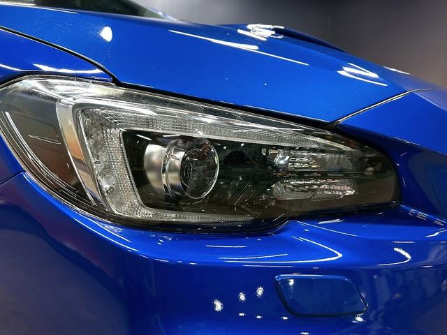 レヴォーグ ２．０ＳＴＩスポーツアイサイト　（禁煙車）（サンルーフ）（赤本革）（４ＷＤ）（メーカーＳＤナビ）（ターボ）（ＬＥＤヘッドライト）（パドルシフト）（デジタルインナーミラー）（パワーシート）（シートヒーター）（純正１８インチＡＷ）（40枚目）