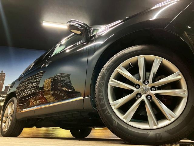 ＲＸ ＲＸ４５０ｈ　バージョンＬ　（禁煙車）（後期型）（１オーナー）（４ＷＤ）（アピアランスパッケージ）（茶本革）（メーカーナビ）（バックカメラ）（パワーバックドア）（シートヒーター）（ＬＥＤヘッド）（ＥＴＣ）（純正１９インチＡＷ）（16枚目）