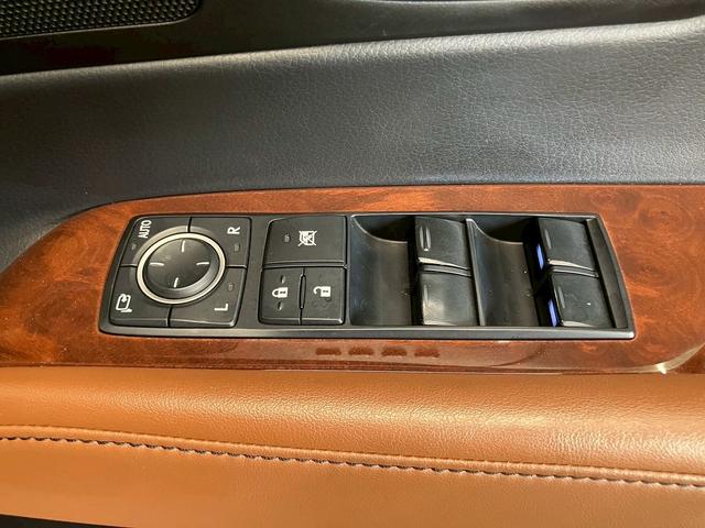 ＲＸ ＲＸ４５０ｈ　バージョンＬ　（禁煙車）（後期型）（１オーナー）（４ＷＤ）（アピアランスパッケージ）（茶本革）（メーカーナビ）（バックカメラ）（パワーバックドア）（シートヒーター）（ＬＥＤヘッド）（ＥＴＣ）（純正１９インチＡＷ）（52枚目）