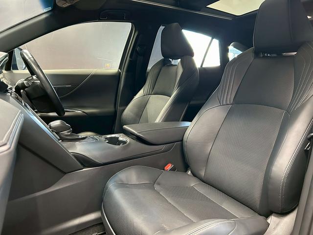ハリアーハイブリッド Ｚ　（禁煙車）（黒本革）（メーカーナビ）（ＪＢＬサウンド）（パノラマビューモニター）（トヨタセーフティーセンス）（ＬＥＤヘッド）（クリアランスソナー）（ＢＳＭ）（レーダークルーズ）（純正１９インチＡＷ）（31枚目）