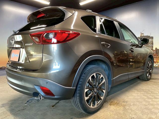 ＣＸ－５ ＸＤ　Ｌパッケージ　（禁煙車）（後期型）（白本革シート）（メーカーＳＤナビ）（ＢＯＳＥサウンド）（レーダークルーズ）（衝突軽減ブレーキ）（フルフラット）（ビルトインＥＴＣ）（社外ルーフレール）（純正１９インチＡＷ）（22枚目）