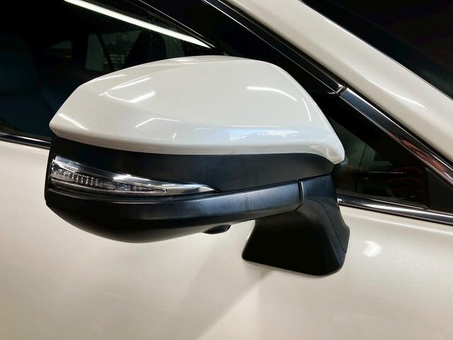 ハリアーハイブリッド Ｚ　レザーパッケージ　（禁煙車）（モデリスタエアロ）（黒本革）（全周囲カメラ）（メーカーメモリナビ）（レーダークルーズコントロール）（シートヒーター＆クーラー）（パワーシート）（ＬＥＤヘッドライト）（純正１９インチＡＷ）（35枚目）