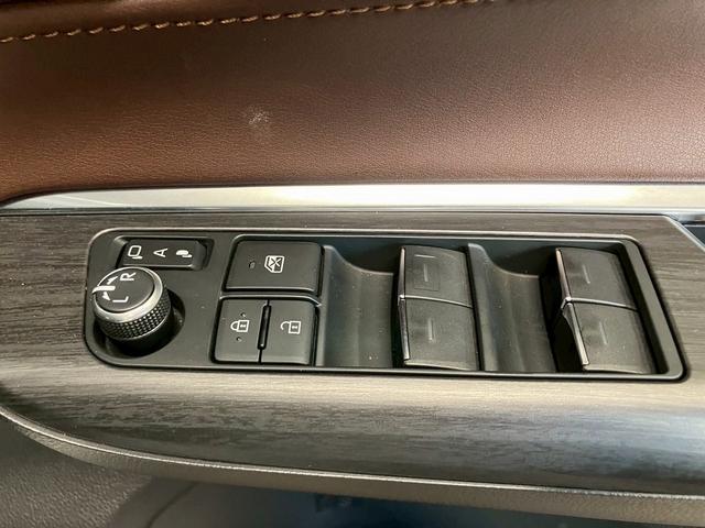 ハリアーハイブリッド Ｚ　レザーパッケージ　（禁煙車）（モデリスタエアロ）（黒本革）（全周囲カメラ）（メーカーメモリナビ）（レーダークルーズコントロール）（シートヒーター＆クーラー）（パワーシート）（ＬＥＤヘッドライト）（純正１９インチＡＷ）（64枚目）