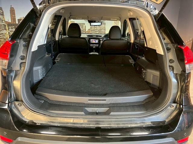 エクストレイル ２０Ｘｉ　ハイブリッド　（禁煙車）（４ＷＤ）（純正ＳＤナビ）（レーダークルーズコントロール）（クリアランスソナー）（ＬＥＤヘッドライト）（オートビークル）（デジタルインナーミラー）（ダウンヒル）（純正１７インチＡＷ）（14枚目）