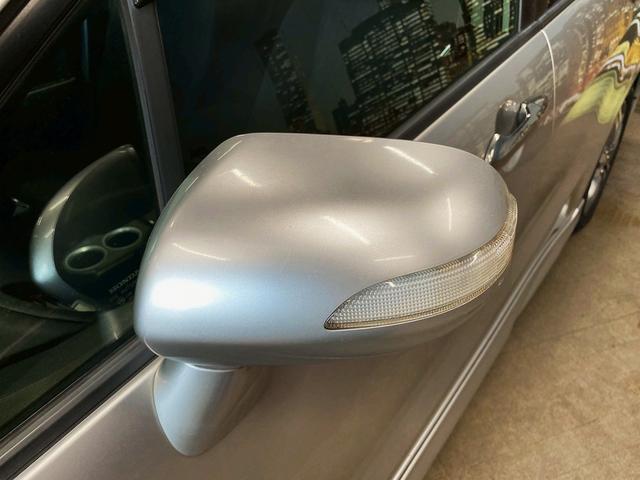 ストリーム ＲＳＺ　（禁煙車）（カロッツェリアＳＤナビ）（ＬＥＤヘッドライト）（フロントフォグ）（パドルシフト）（フルフラット）（キーレスエントリー）（オートライト）（フルセグ）（ＥＴＣ）（純正１７インチＡＷ）（25枚目）