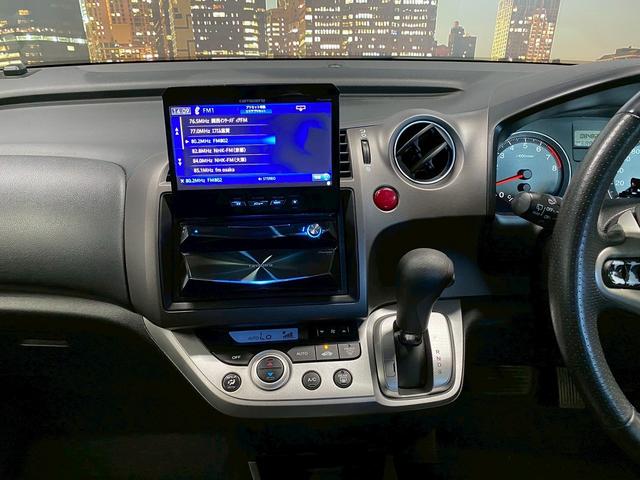 ストリーム ＲＳＺ　（禁煙車）（カロッツェリアＳＤナビ）（ＬＥＤヘッドライト）（フロントフォグ）（パドルシフト）（フルフラット）（キーレスエントリー）（オートライト）（フルセグ）（ＥＴＣ）（純正１７インチＡＷ）（27枚目）