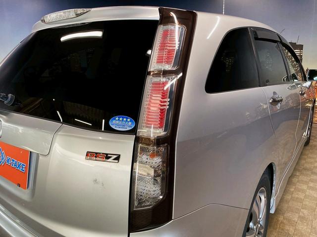 ストリーム ＲＳＺ　（禁煙車）（カロッツェリアＳＤナビ）（ＬＥＤヘッドライト）（フロントフォグ）（パドルシフト）（フルフラット）（キーレスエントリー）（オートライト）（フルセグ）（ＥＴＣ）（純正１７インチＡＷ）（61枚目）