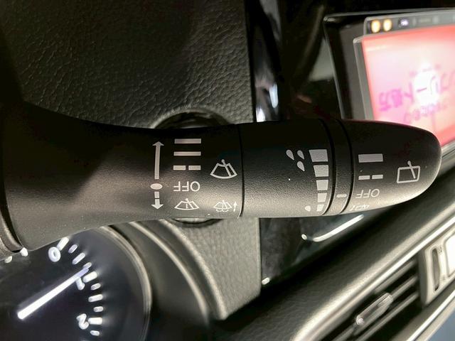 エクストレイル ２０Ｘ　エマージェンシーブレーキパッケージ　（禁煙車）（４ＷＤ）（社外メモリナビ）（バックカメラ）（ＬＥＤヘッドライト）（シートヒーター）（クリアランスソナー）（スマートキー＆プッシュスタート）（フロントフォグ）（ＥＴＣ）（純正１７インチＡＷ）（25枚目）