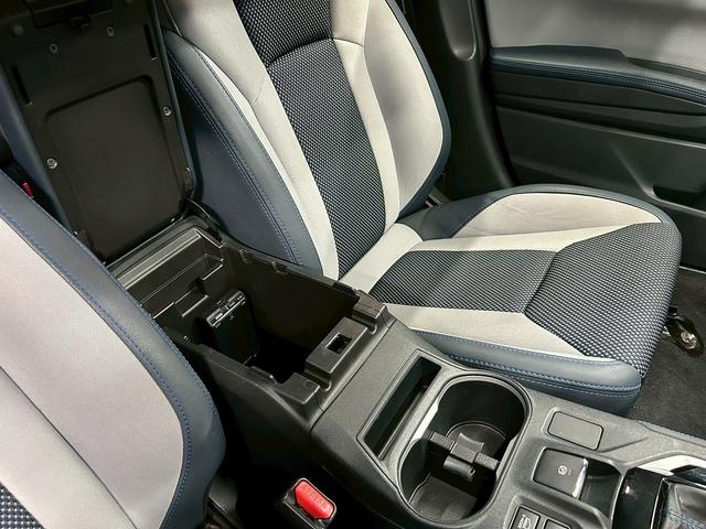 ＸＶ アドバンス　（禁煙車）（アイサイト）（４ＷＤ）（メーカーＳＤナビ）（紺半革シート）（レーダークルーズ）（バック＆サイドカメラ）（ルークレール）（パドルシフト）（ＡＶＨ）（ＢＳＭ）（ＥＴＣ）（純正１８インチＡＷ）（33枚目）