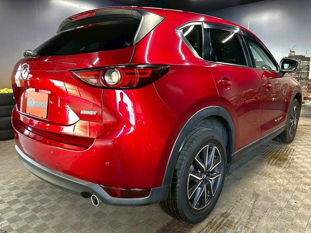ＣＸ－５ ＸＤ　Ｌパッケージ　（禁煙車）（黒本革シート）（ＢＯＳＥサウンド）（レーダークルーズ）（メーカーＳＤナビ）（全周囲カメラ）（パワーバックドア）（シートヒーター）（クリアランスソナー）（ＥＴＣ）（純正１９インチＡＷ）（23枚目）