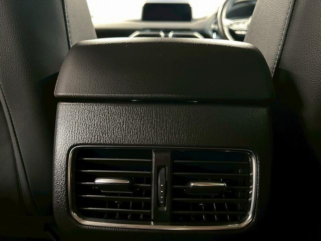 ＣＸ－５ ＸＤ　Ｌパッケージ　（禁煙車）（黒本革シート）（ＢＯＳＥサウンド）（レーダークルーズ）（メーカーＳＤナビ）（全周囲カメラ）（パワーバックドア）（シートヒーター）（クリアランスソナー）（ＥＴＣ）（純正１９インチＡＷ）（41枚目）
