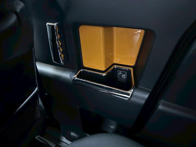 ＦＪクルーザー カラーパッケージ　（禁煙車）（４ＷＤ）（ルーフレール）（社外ＳＤナビ）（クルーズコントロー）（Ｂｌｕｅｔｏｏｔｈ再生可）（キーレスエントリー）（フルフラット）（センターでフロック）（ＥＴＣ）（純正１７インチＡＷ）（31枚目）