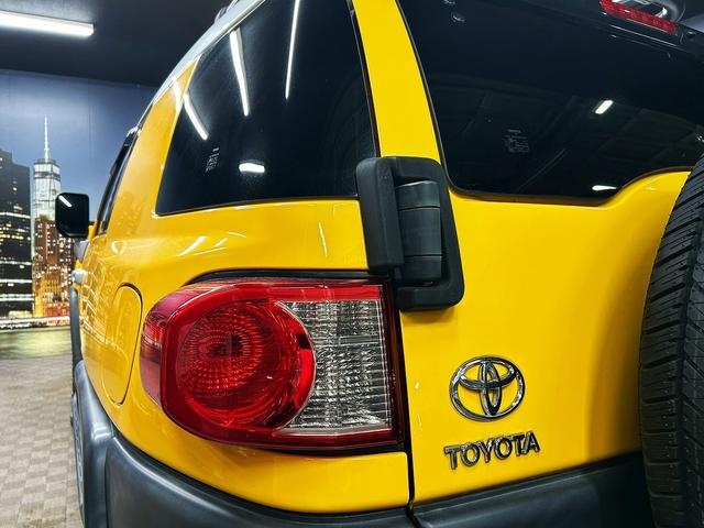 ＦＪクルーザー カラーパッケージ　（禁煙車）（４ＷＤ）（ルーフレール）（社外ＳＤナビ）（クルーズコントロー）（Ｂｌｕｅｔｏｏｔｈ再生可）（キーレスエントリー）（フルフラット）（センターでフロック）（ＥＴＣ）（純正１７インチＡＷ）（46枚目）