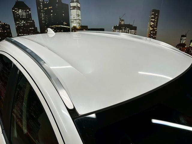 ヴェゼル ハイブリッドＺ　（禁煙車）（純正ＳＤナビ）（半黒革シート）（パドルシフト）（バックカメラ）（クルコン）（スマートキー）（ＬＥＤヘッドライト）（コーナーセンサ）（シートヒーター）（フルセグ）（純正１７インチＡＷ）（36枚目）