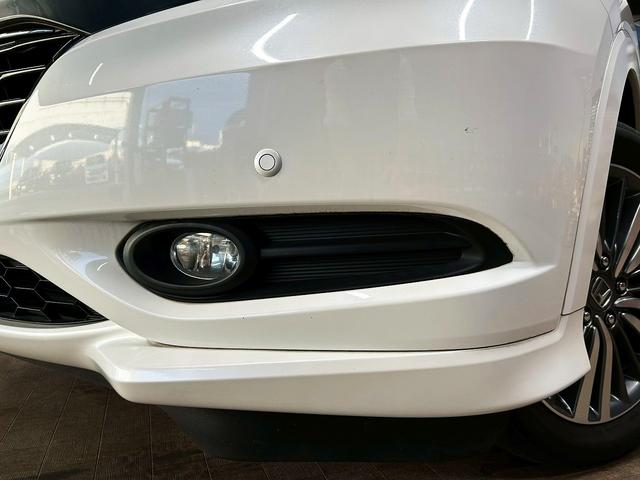 ヴェゼル ハイブリッドＺ　（禁煙車）（純正ＳＤナビ）（半黒革シート）（パドルシフト）（バックカメラ）（クルコン）（スマートキー）（ＬＥＤヘッドライト）（コーナーセンサ）（シートヒーター）（フルセグ）（純正１７インチＡＷ）（39枚目）