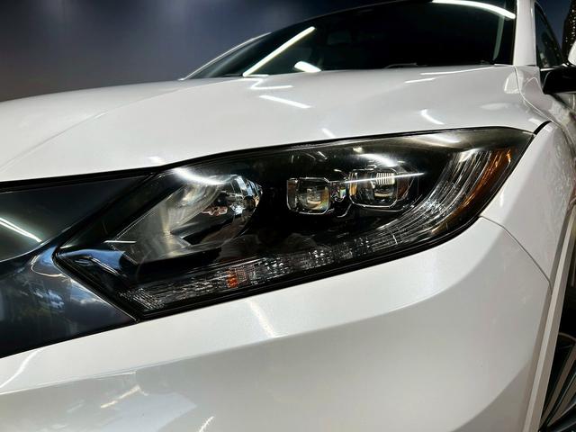 ヴェゼル ハイブリッドＺ　（禁煙車）（純正ＳＤナビ）（半黒革シート）（パドルシフト）（バックカメラ）（クルコン）（スマートキー）（ＬＥＤヘッドライト）（コーナーセンサ）（シートヒーター）（フルセグ）（純正１７インチＡＷ）（64枚目）