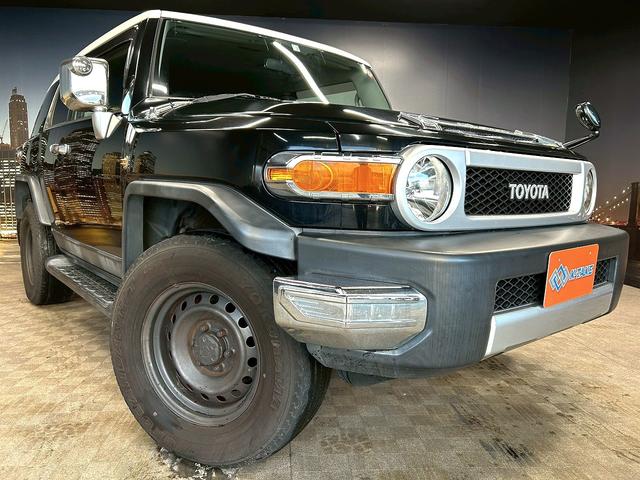 ＦＪクルーザー ベースグレード　（禁煙車）（４ＷＤ）（ツートンカラー）（Ｓｔｒａｄａナビ）（バックカメラ）（クリアランスソナー）（リアフォグ）（フルフラット）（キーレスエントリー）（ＥＴＣ）（純正１７インチ鉄チンホイール）（18枚目）