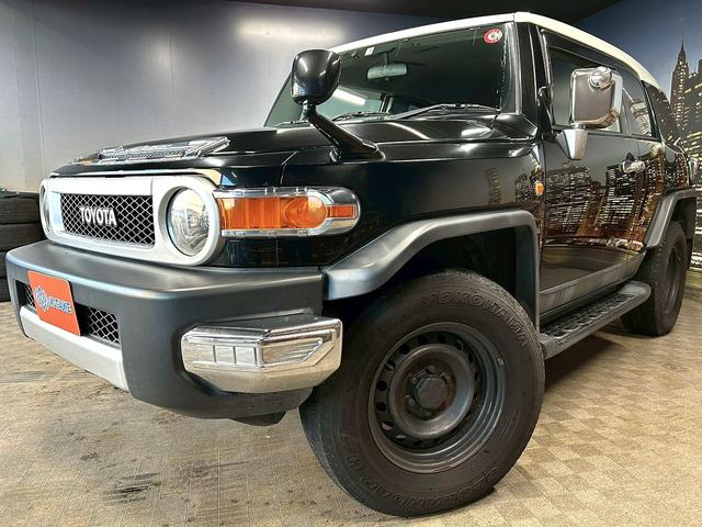 ＦＪクルーザー ベースグレード　（禁煙車）（４ＷＤ）（ツートンカラー）（Ｓｔｒａｄａナビ）（バックカメラ）（クリアランスソナー）（リアフォグ）（フルフラット）（キーレスエントリー）（ＥＴＣ）（純正１７インチ鉄チンホイール）（22枚目）