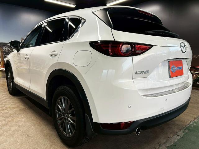 ＣＸ－５ ＸＤ　Ｌパッケージ　（禁煙車）（１オーナー）（白本革シート）（メーカーＳＤナビ）（パワーバックドア）（レーダークルーズ）（スマートシティブレーキ）（ＢＳＭ）（ＬＥＤヘッドライト）（ビルトインＥＴＣ）（純正１７インチＡＷ）（28枚目）