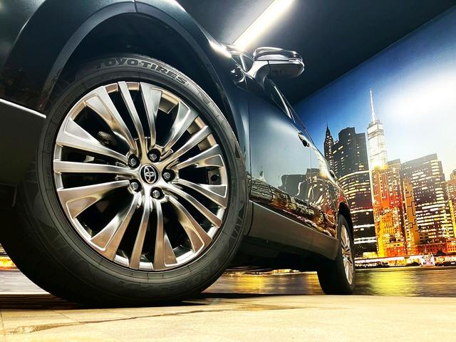 ハリアーハイブリッド Ｚ　レザーパッケージ　（禁煙車）（黒本革）（全周囲カメラ）（メーカーメモリナビ）（レーダークルーズコントロール）（シートヒーター＆エアコン）（パワーシート）（ＪＢＬサウンド）（ＬＥＤヘッドライト）（純正１９インチＡＷ）（15枚目）