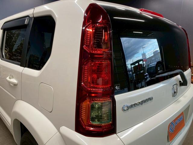 クロスロード ＨＤＤナビエディション　（禁煙車）（後期型）（メーカーＨＤＤナビ）（ＨＩＤヘッドライト）（キーレスエントリー）（電動格納ミラー）（フルフラットシート）（ＡＢＳ）（３列シート）（７人乗り）（純正１６インチＡＷ）（37枚目）