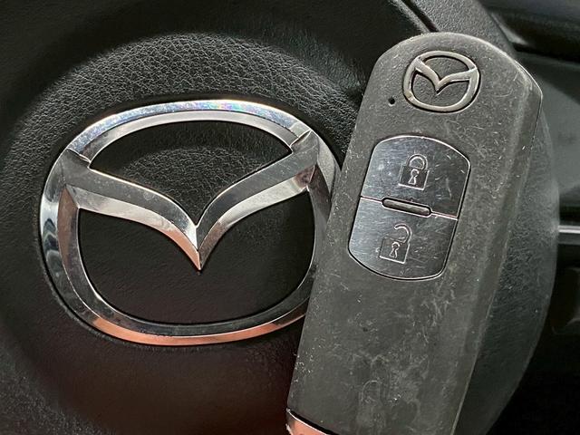 アクセラスポーツ １５ＸＤ　Ｌパッケージ　（禁煙車）（メーカーＳＤナビ）（黒本革）（レーダークルーズ）（シートヒーター）（シートメモリー）（パワーシート）（ステアリングヒーター）（パドルシフト）（アイドリングスタッフ）（純正１８インチＡＷ）（22枚目）