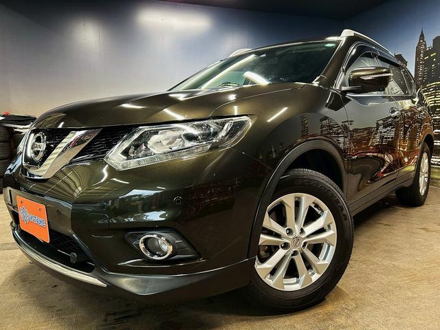 エクストレイル ２０Ｘｔ　エマージェンシーブレーキパッケージ　（禁煙車）（７人乗り）（４ＷＤ）（アラウンドビューモニター）（パワーバックドア）（純正ＳＤナビ）（撥水カプロンシート）（クルーズコントロール）（ＢＳＭ）（ビルトインＥＴＣ）（純正１７インチＡＷ）（25枚目）