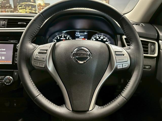 エクストレイル ２０Ｘｔ　エマージェンシーブレーキパッケージ　（禁煙車）（７人乗り）（４ＷＤ）（アラウンドビューモニター）（パワーバックドア）（純正ＳＤナビ）（撥水カプロンシート）（クルーズコントロール）（ＢＳＭ）（ビルトインＥＴＣ）（純正１７インチＡＷ）（65枚目）