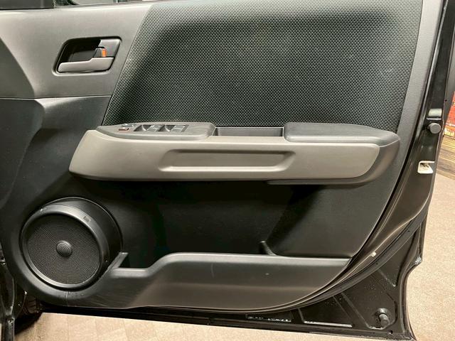 クロスロード 　（禁煙車）（後期型）（Ｃｌａｒｉｏｎ製ＨＤＤナビ）（ＨＩＤヘッドライト）（フルフラットシート）（７人乗り）（３列シート）（バックカメラ）（ＥＴＣ）（Ｂｌｕｅｔｏｏｔｈ接続可能）（純正１７インチＡＷ）（23枚目）