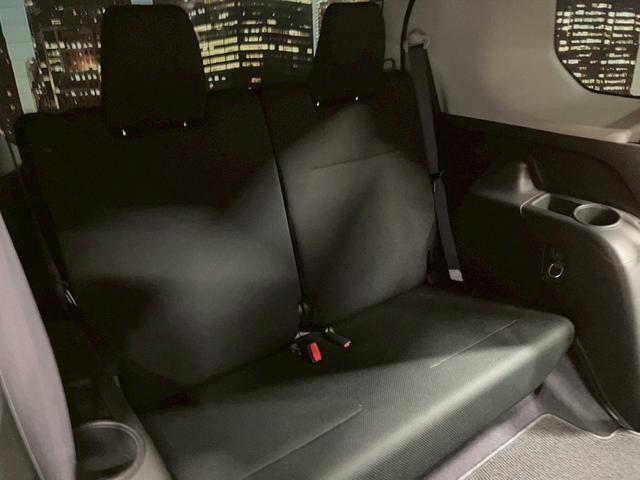 クロスロード 　（禁煙車）（後期型）（Ｃｌａｒｉｏｎ製ＨＤＤナビ）（ＨＩＤヘッドライト）（フルフラットシート）（７人乗り）（３列シート）（バックカメラ）（ＥＴＣ）（Ｂｌｕｅｔｏｏｔｈ接続可能）（純正１７インチＡＷ）（53枚目）