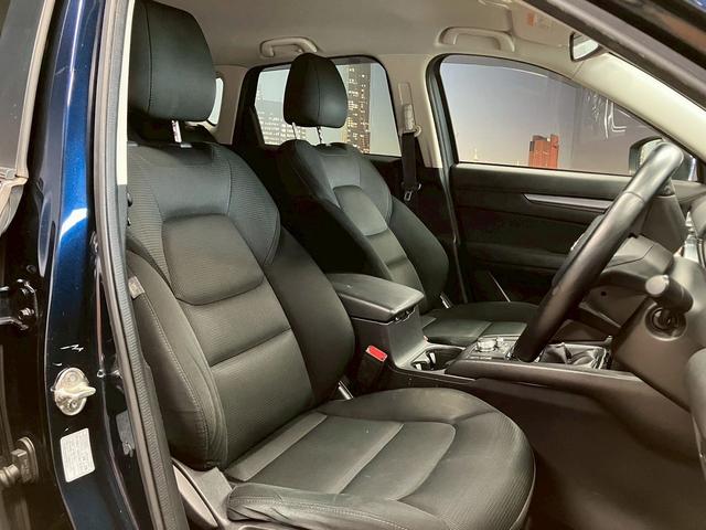 ＣＸ－５ ＸＤ　（禁煙車）（６速ＭＴ）（メーカーＳＤナビ）（レーダークルーズ）（ブレーキホールド）（衝突軽減ブレーキ）（ＬＥＤヘッドライト）（フルフラット）（オートワイパー）（ＢＳＭ）（ＥＴＣ）（純正１７インチＡＷ）（13枚目）