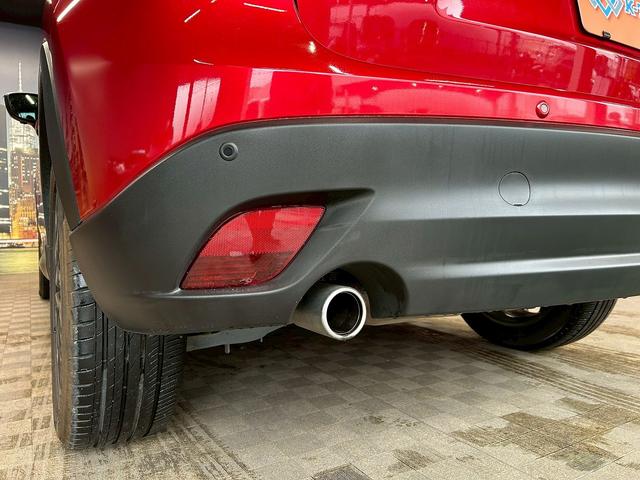 ＣＸ－５ ＸＤ　Ｌパッケージ　（禁煙車）（後期型）（ＢＯＳＥサウンド）（黒本革シート）（レーダークルーズ）（メーカーＳＤナビ）（シートヒーター）（クリアランスソナー）（衝突軽減ブレーキ）（ビルトインＥＴＣ）（純正１９インチＡＷ）（50枚目）