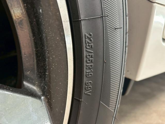 エクストレイル モード・プレミアｉ　ハイブリッド　（禁煙車）（４ＷＤ）（黒本革）（純正ＳＤナビ）（全周囲カメラ）（クリアランスソナー）（ＬＥＤヘッドライト）（フルフラット）（ダウンヒル）（シートヒーター）（アイドリングストップ）（純正１９インチＡＷ）（39枚目）