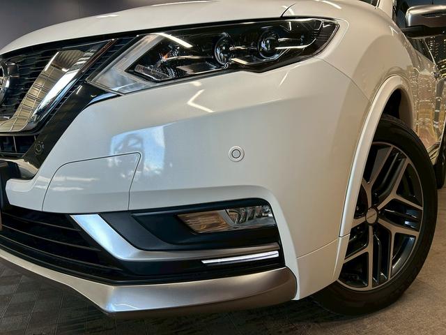 エクストレイル モード・プレミアｉ　ハイブリッド　（禁煙車）（４ＷＤ）（黒本革）（純正ＳＤナビ）（全周囲カメラ）（クリアランスソナー）（ＬＥＤヘッドライト）（フルフラット）（ダウンヒル）（シートヒーター）（アイドリングストップ）（純正１９インチＡＷ）（49枚目）