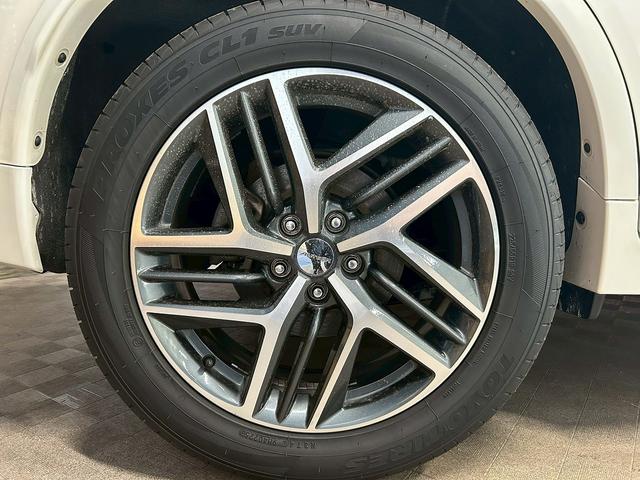 エクストレイル モード・プレミアｉ　ハイブリッド　（禁煙車）（４ＷＤ）（黒本革）（純正ＳＤナビ）（全周囲カメラ）（クリアランスソナー）（ＬＥＤヘッドライト）（フルフラット）（ダウンヒル）（シートヒーター）（アイドリングストップ）（純正１９インチＡＷ）（64枚目）