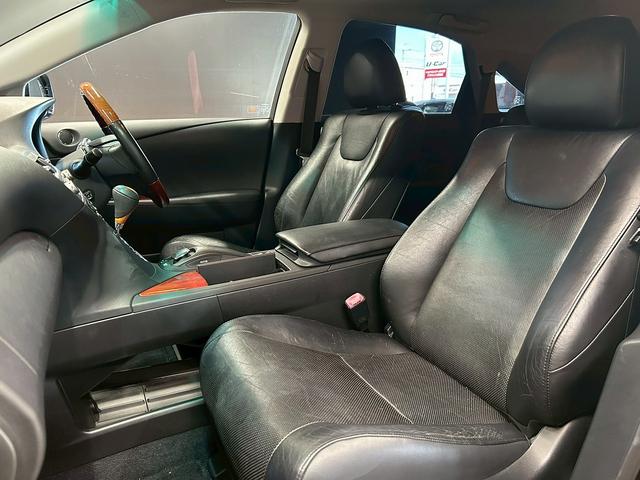 ＲＸ ＲＸ４５０ｈ　バージョンＬ　（禁煙車）（サンルーフ）（黒本革シート）（シートヒーター／エアコン）（純正ＨＤＤナビ）（パワーバックドア）（１００Ｖ電源）（オートクルーズ）（ＨＵＤ）（ビルトインＥＴＣ）（純正１８インチＡＷ）（43枚目）