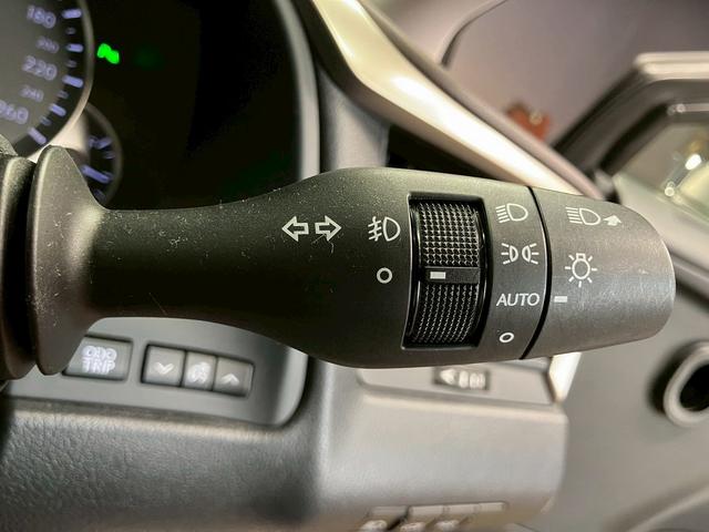ＲＸ ＲＸ４５０ｈ　バージョンＬ　（禁煙車）（茶本革）（純正ＳＤナビ）（フロントフォグ）（全周囲カメラ）（オットマン）（レーダークルーズ）（ＬＥＤヘッドライト）（クリアランスソナー）（全席シートヒーター）（純正２０インチ）（37枚目）