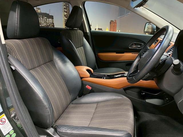 ヴェゼル ハイブリッドＺ　（禁煙車）（純正ナビ）（バックモニター）（クルコン）（パドルシフト）（スマートキー＆プッシュスタート）（シートヒーター）（電動サイドブレーキ）（ブレーキホールド）（ＥＴＣ）（純正１７インチＡＷ）（17枚目）