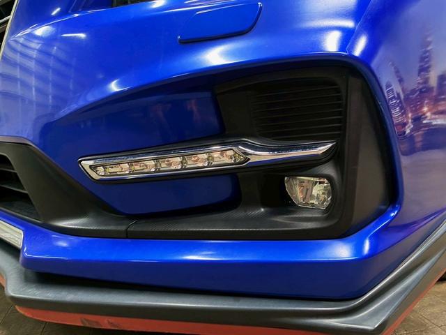 レヴォーグ ２．０ＳＴＩスポーツアイサイト　（禁煙車）（サンルーフ）（柿本マフラー）（フルエアロ）（赤本革）（ターボ）（純正ＳＤナビ）（レーダークルーズ）（パドルシフト）（パワーシート）（シートヒーター）（シートメモリー）（純正１８インチＡＷ）（41枚目）