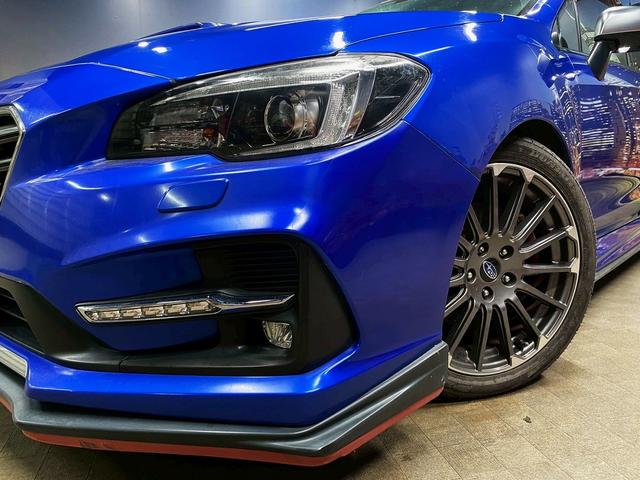 レヴォーグ ２．０ＳＴＩスポーツアイサイト　（禁煙車）（サンルーフ）（柿本マフラー）（フルエアロ）（赤本革）（ターボ）（純正ＳＤナビ）（レーダークルーズ）（パドルシフト）（パワーシート）（シートヒーター）（シートメモリー）（純正１８インチＡＷ）（64枚目）