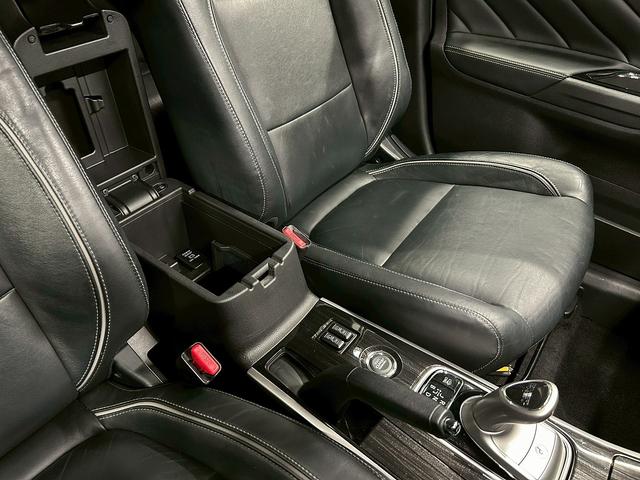 アウトランダーＰＨＥＶ Ｇプレミアムパッケージ　（禁煙車）（後期型）（黒本革シート）（４ＷＤ）（ロックフォードプレミアムスピーカー）（レーダークルーズ）（アラウンドビューモニター）（パワーバックドア）（パドルシフト）（ＥＴＣ）（純正１８インチＡＷ）（46枚目）