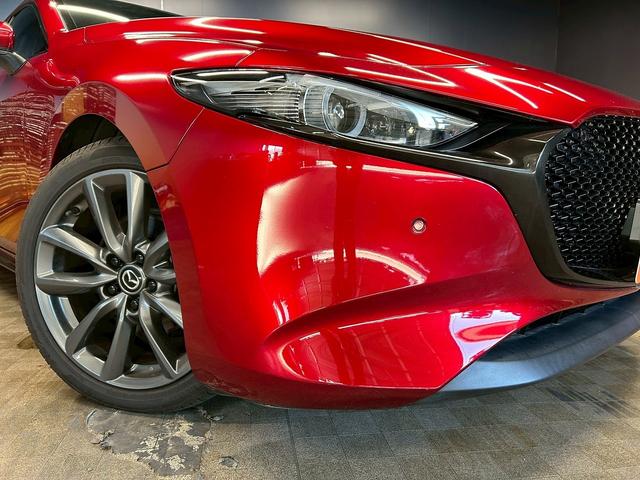 ＭＡＺＤＡ３ファストバック ＸＤプロアクティブ　Ｉ－アクティブセンス（禁煙車）（４ＷＤ）（ＢＯＳＥサウンド）（レーダークルーズ）（メーカーＳＤナビ）（ＣａｒＰｌａｙ対応）（フルフラット）（クリアランスソナー）（ＥＴＣ）（純正１８インチＡＷ）（41枚目）