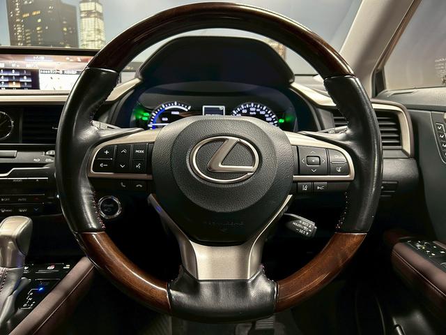 ＲＸ ＲＸ４５０ｈ　バージョンＬ　（禁煙車）（ＬＥＸＵＳセーフティシステム）（茶本革シート）（パワーバックドア）（レーダークルーズ）（シートヒーター＆Ａ／Ｃ）（アラウンドビューモニター）（フルフラット）（ＥＴＣ）（純正２０インチＡＷ）（35枚目）