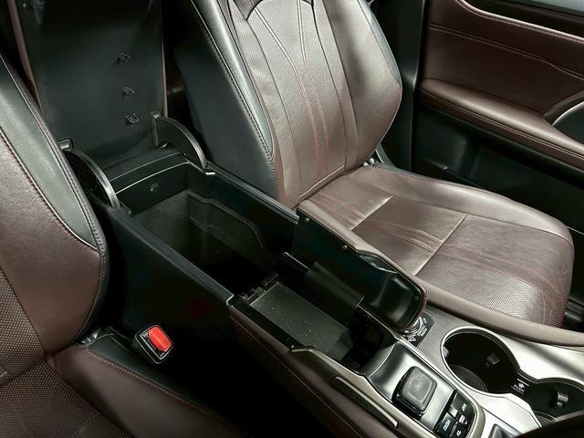 ＲＸ ＲＸ４５０ｈ　バージョンＬ　（禁煙車）（ＬＥＸＵＳセーフティシステム）（茶本革シート）（パワーバックドア）（レーダークルーズ）（シートヒーター＆Ａ／Ｃ）（アラウンドビューモニター）（フルフラット）（ＥＴＣ）（純正２０インチＡＷ）（62枚目）
