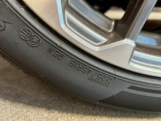 レヴォーグ １．６ＳＴＩスポーツアイサイト　アドバンスセーフティパッケージ（禁煙車）（４ＷＤ）（赤茶本革シート）（レーダークルーズ）（メーカーＳＤナビ）（ＳＴＩスポイラー）（ＳＴＩマフラー）（ターボ）（ＢＳＭ）（ＥＴＣ）（純正１８インチＡＷ）（60枚目）