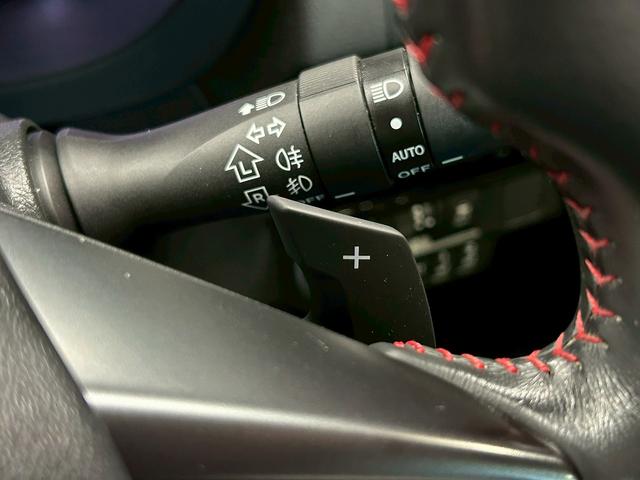 レヴォーグ １．６ＳＴＩスポーツアイサイト　アドバンスセーフティパッケージ（禁煙車）（４ＷＤ）（赤茶本革シート）（レーダークルーズ）（メーカーＳＤナビ）（ＳＴＩスポイラー）（ＳＴＩマフラー）（ターボ）（ＢＳＭ）（ＥＴＣ）（純正１８インチＡＷ）（65枚目）