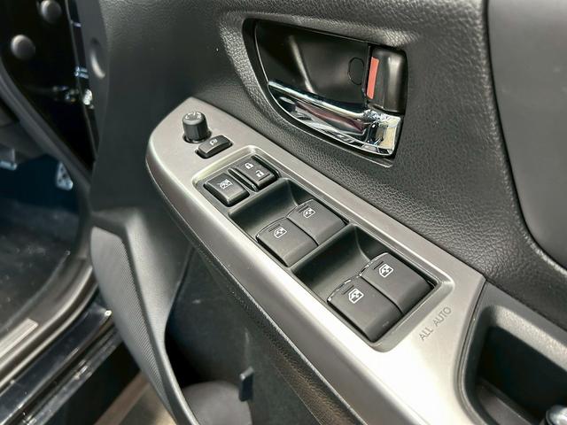 レヴォーグ １．６ＳＴＩスポーツアイサイト　アドバンスセーフティパッケージ（禁煙車）（４ＷＤ）（赤茶本革シート）（レーダークルーズ）（メーカーＳＤナビ）（ＳＴＩスポイラー）（ＳＴＩマフラー）（ターボ）（ＢＳＭ）（ＥＴＣ）（純正１８インチＡＷ）（66枚目）